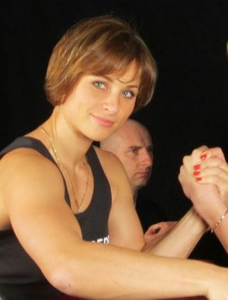 Top Pullers of the 2000s (Women) - THE ARMWRESTLING ARCHIVES